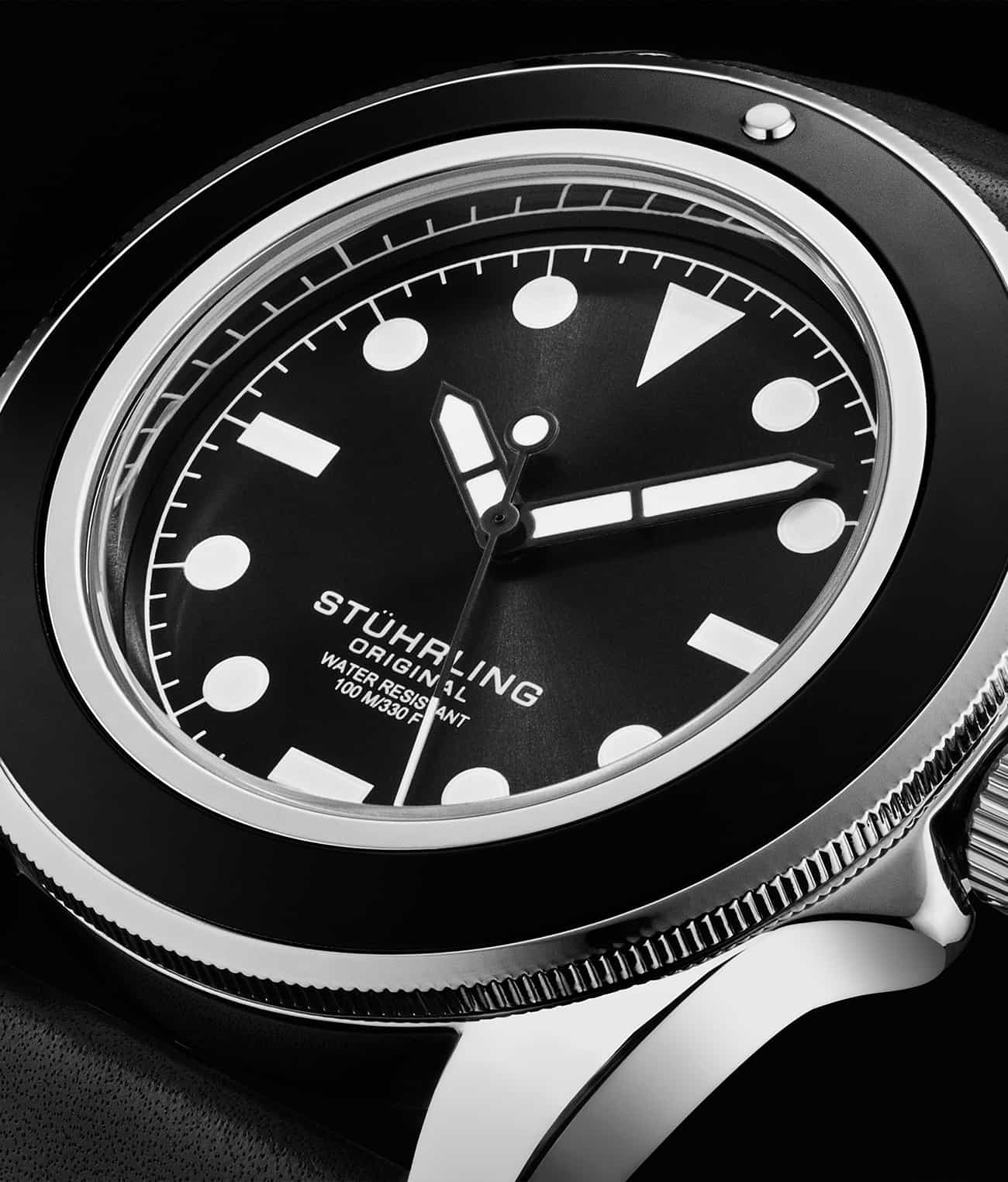 CarbonWave Japanese Quartz 42mm Dive Watch 4027