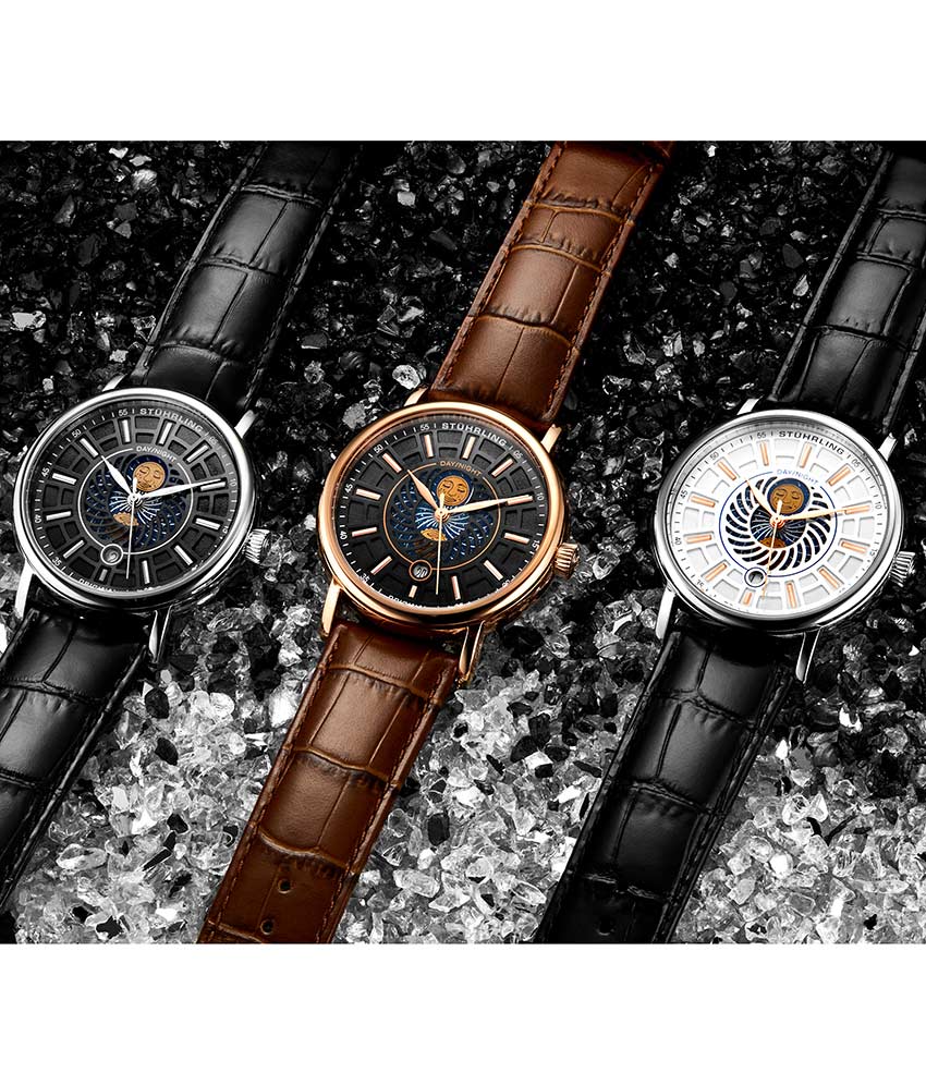 White Dial / Silver Case / Black Band
