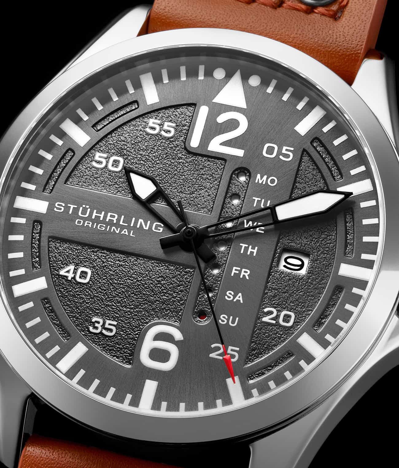 Black Dial / Silver Case / Tan Band