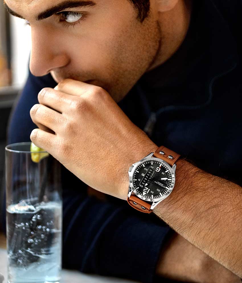 Black Dial / Silver Case / Tan Band