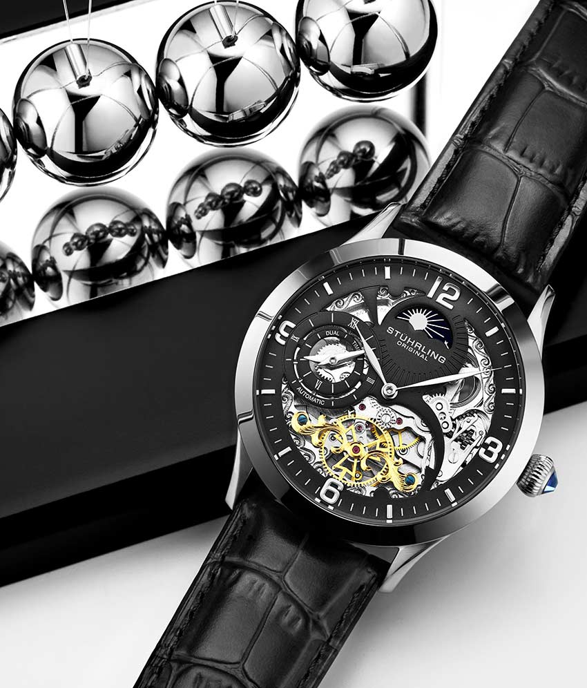 Black Dial / Silver Case / Black Band
