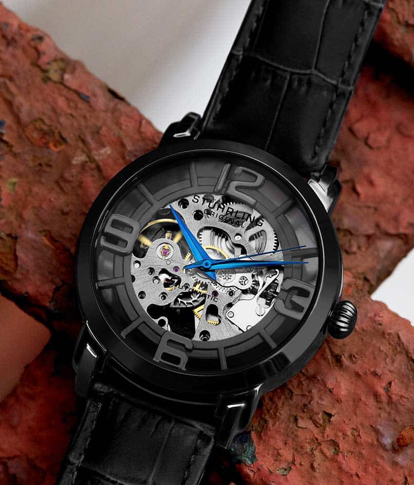 Black Dial / Black Case / Black Band