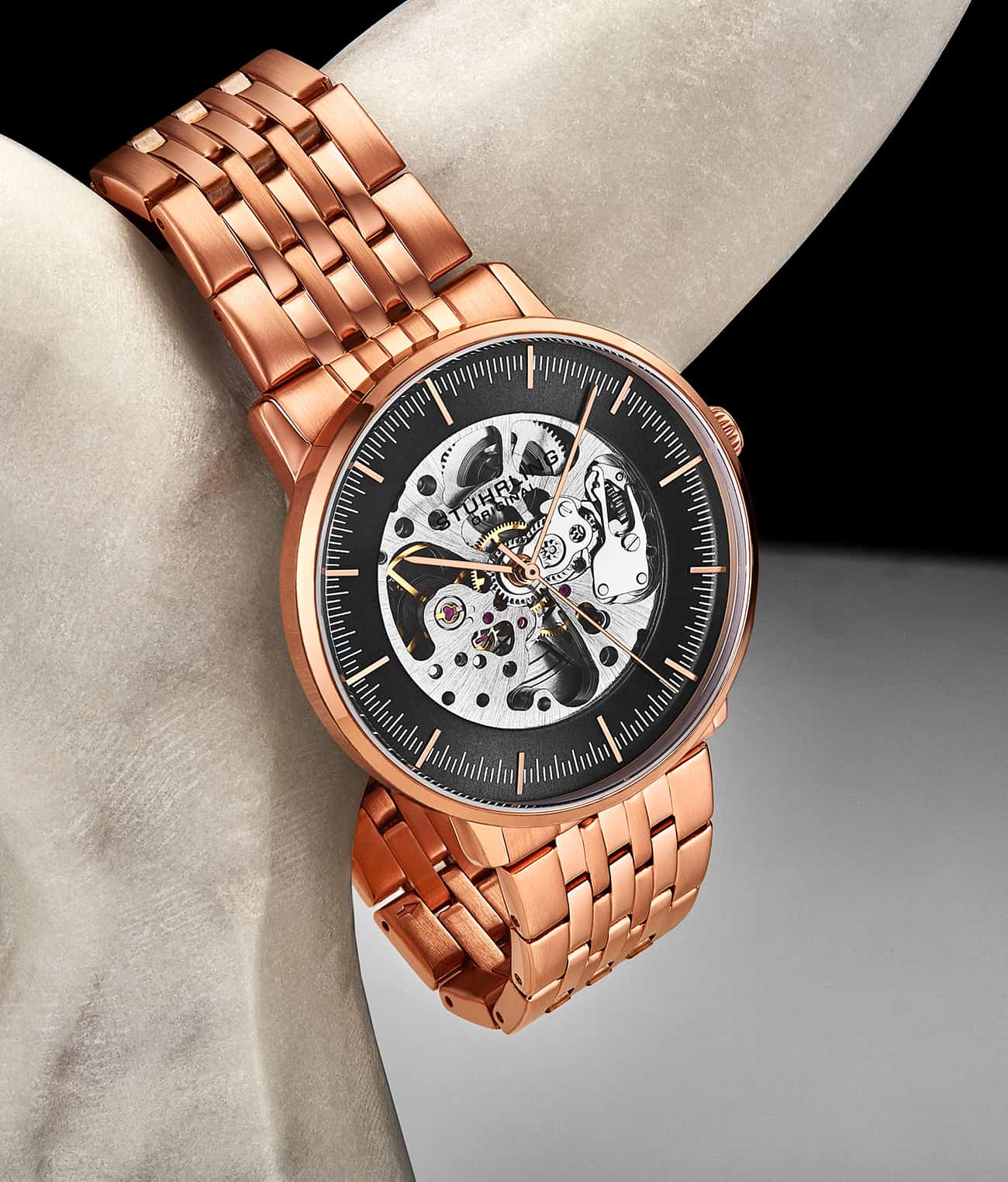 Black Dial / Rose Case / Rose Band