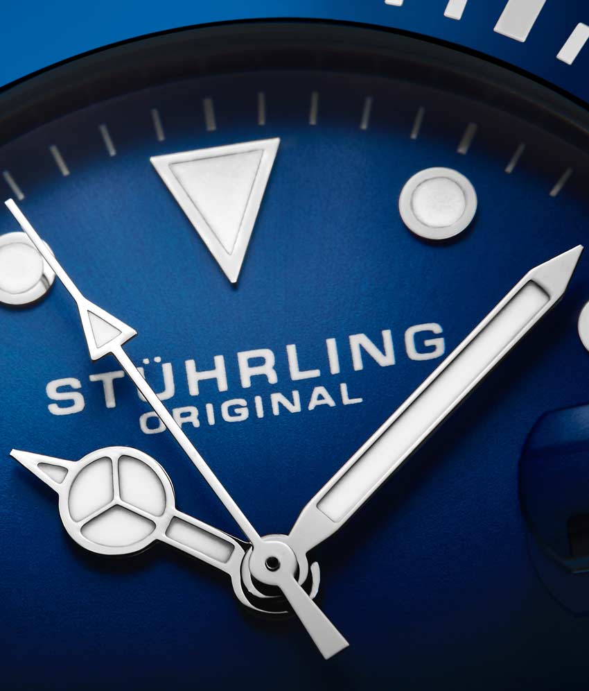 Blue Dial / Silver Case / Silver Band