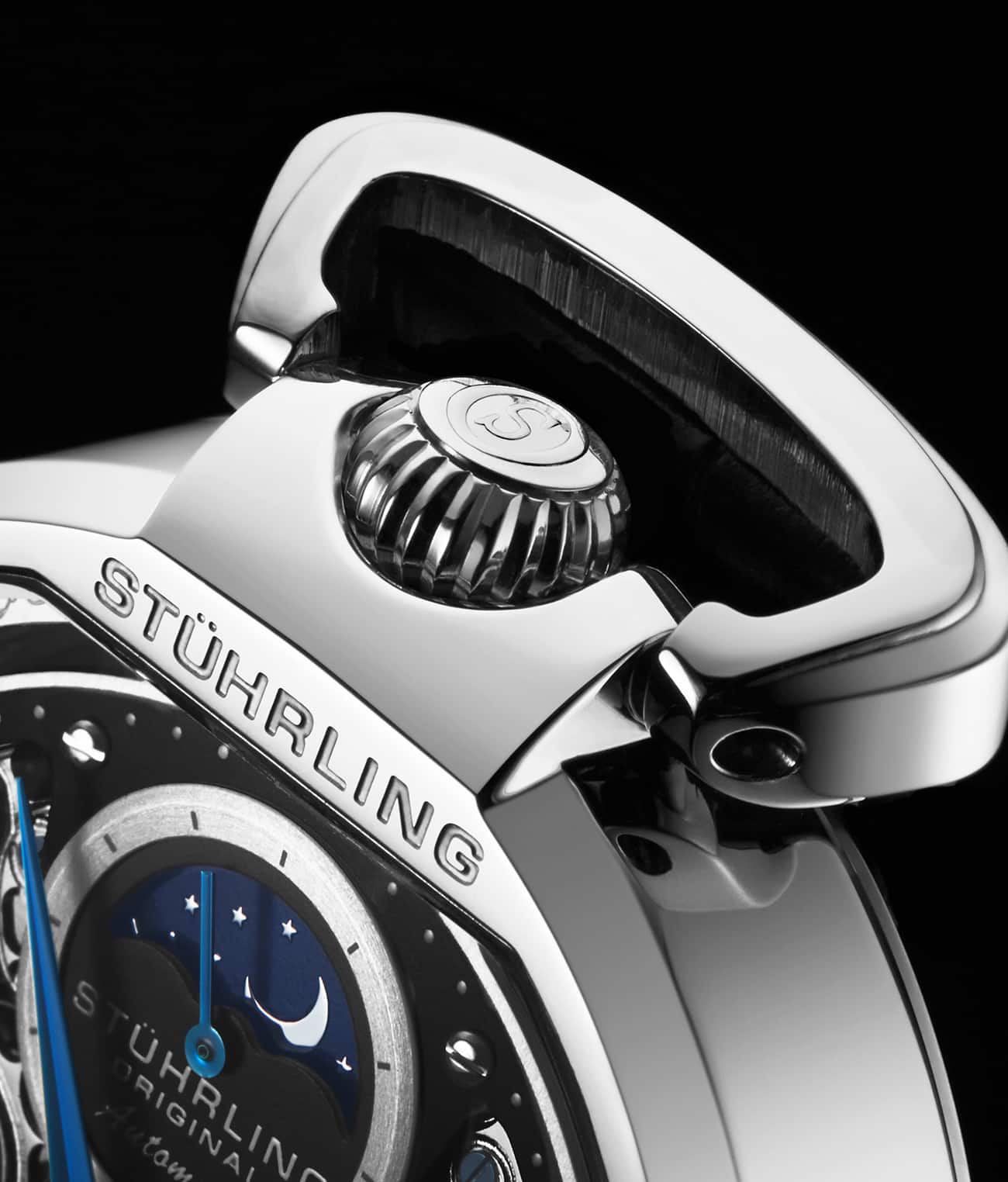 Black Dial / Silver Case / Silver Band